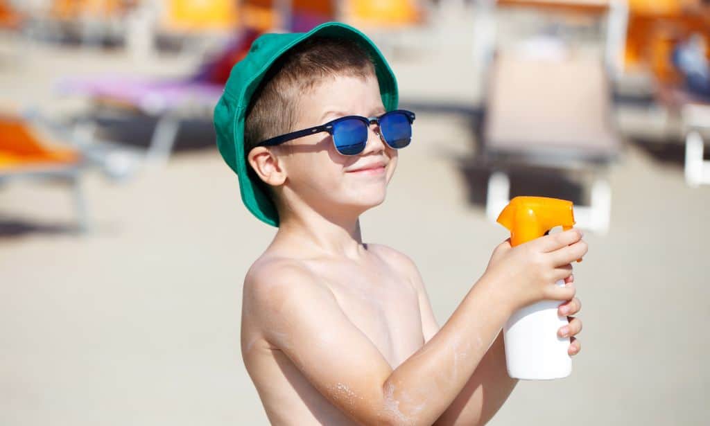 Rules to Follow When Applying Sunscreen on Kids